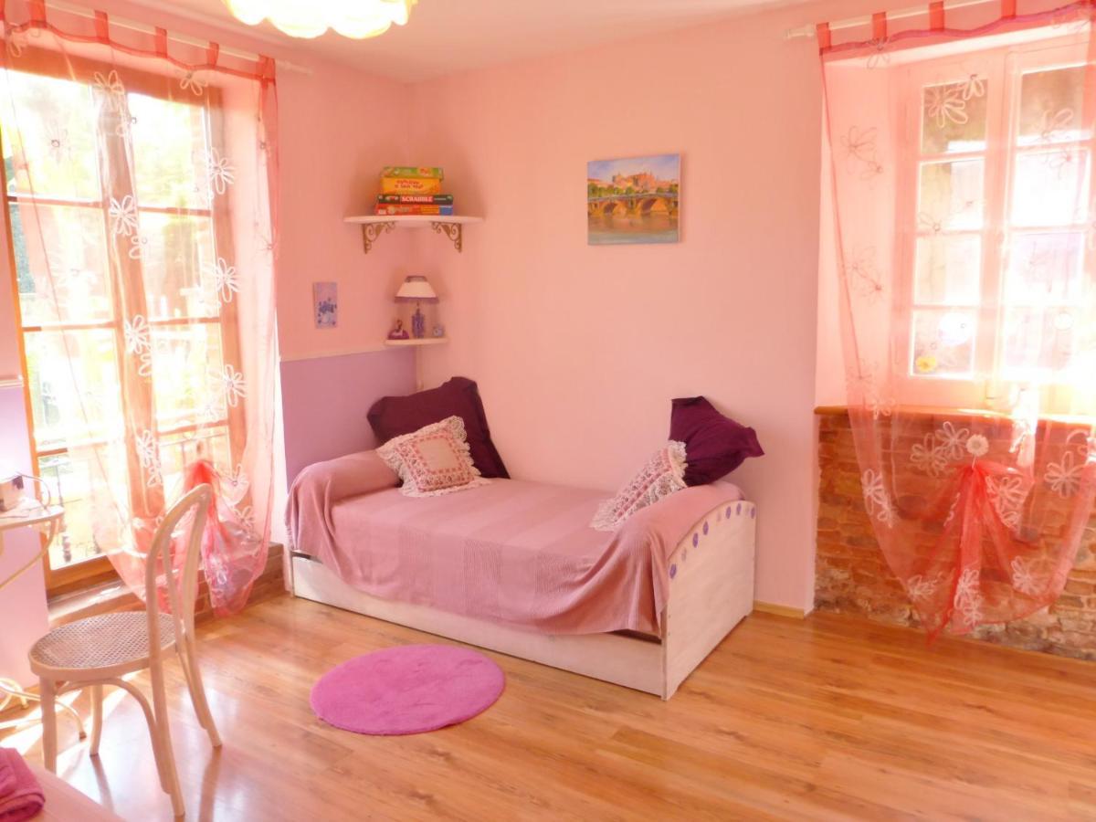 La Chambre D'Hote Au Gre Du Temps Montlaur  Bagian luar foto