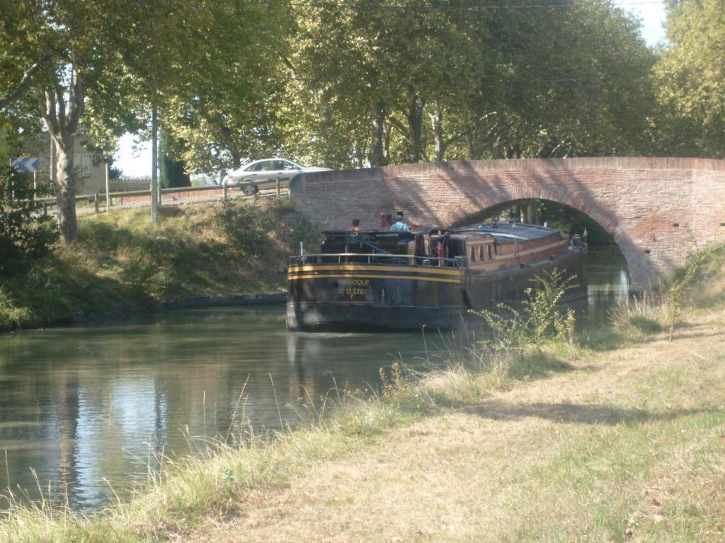 La Chambre D'Hote Au Gre Du Temps Montlaur  Bagian luar foto